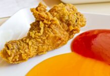 Kuřecí nugetky v kukuřičné směsi