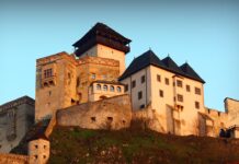 Trenčín, krásné město na řece Váhu a Trenčianský hrad