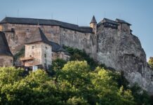 Oravský hrad a Oravská přehrada