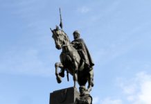Prestižní vědec a básník Josef Tomáš připomíná báseň Svatý Václav napsanou v exilu