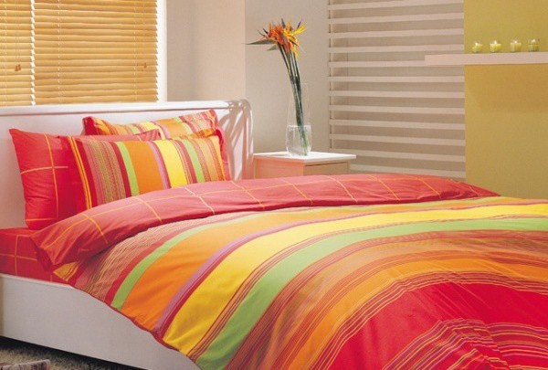 povleceni-tac-toby-cervene